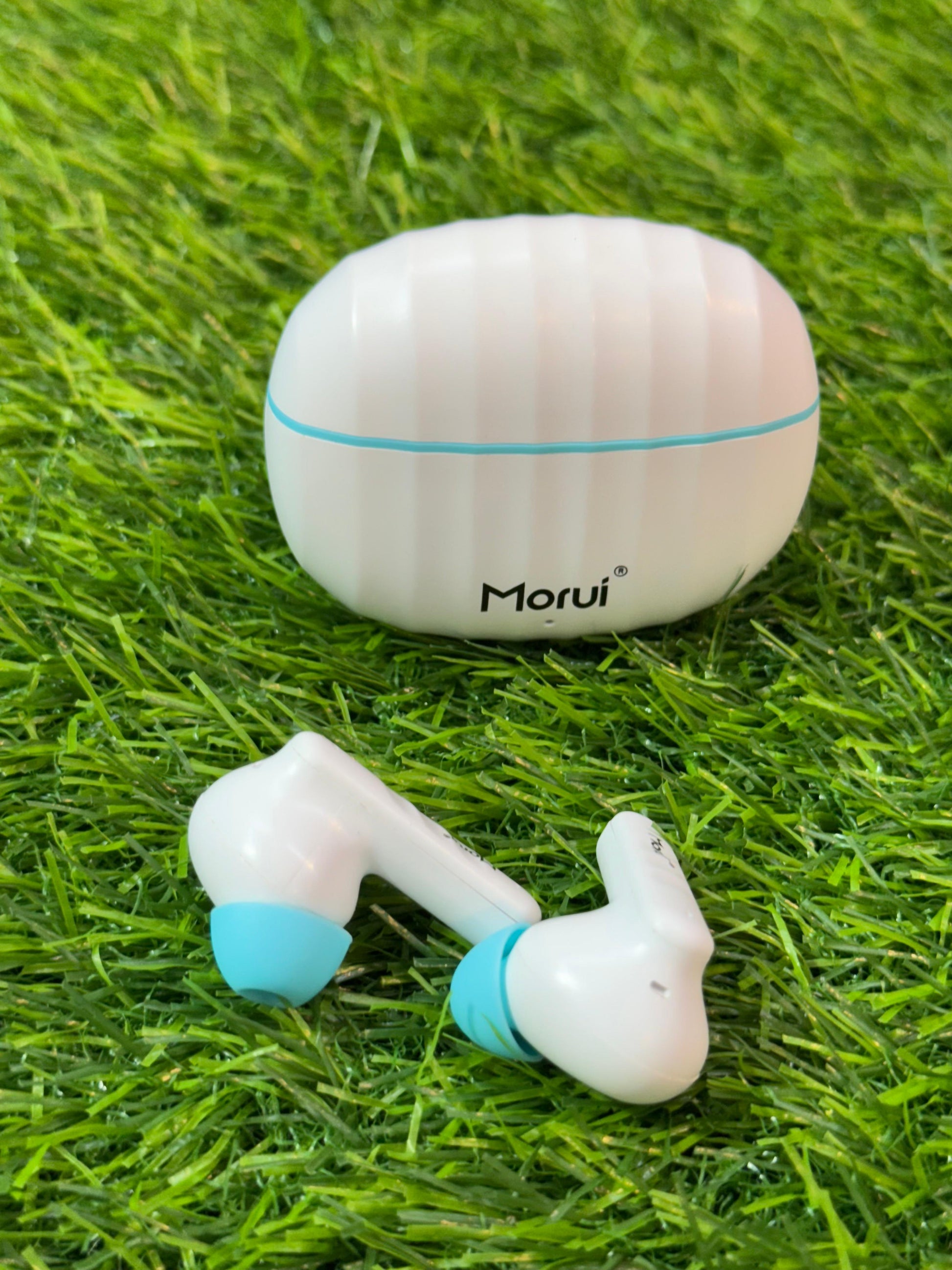 Morui Berlín Wireless Earbuds MB-H3 - Nest and Nuzzle