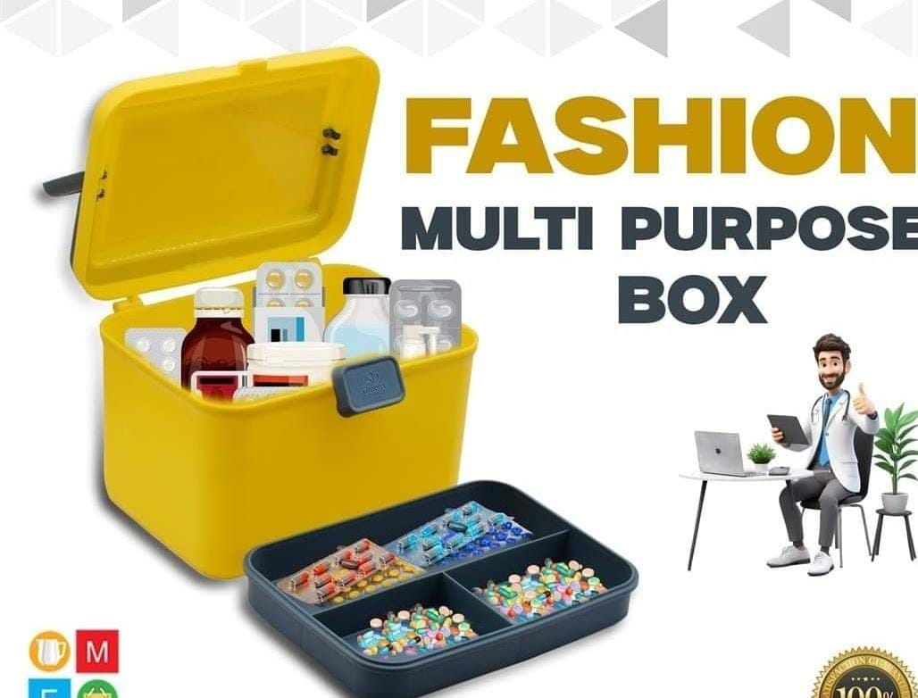Plastic Multi-Layer Small Medicine Box - Nest and Nuzzle