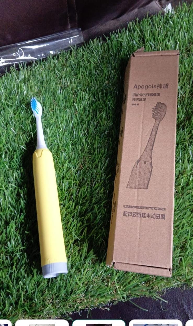 Adult Toothbrush - Nest and Nuzzle