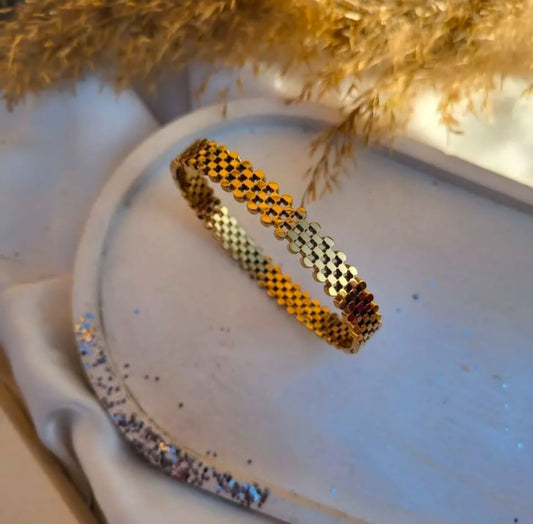 Stainless steel bangle