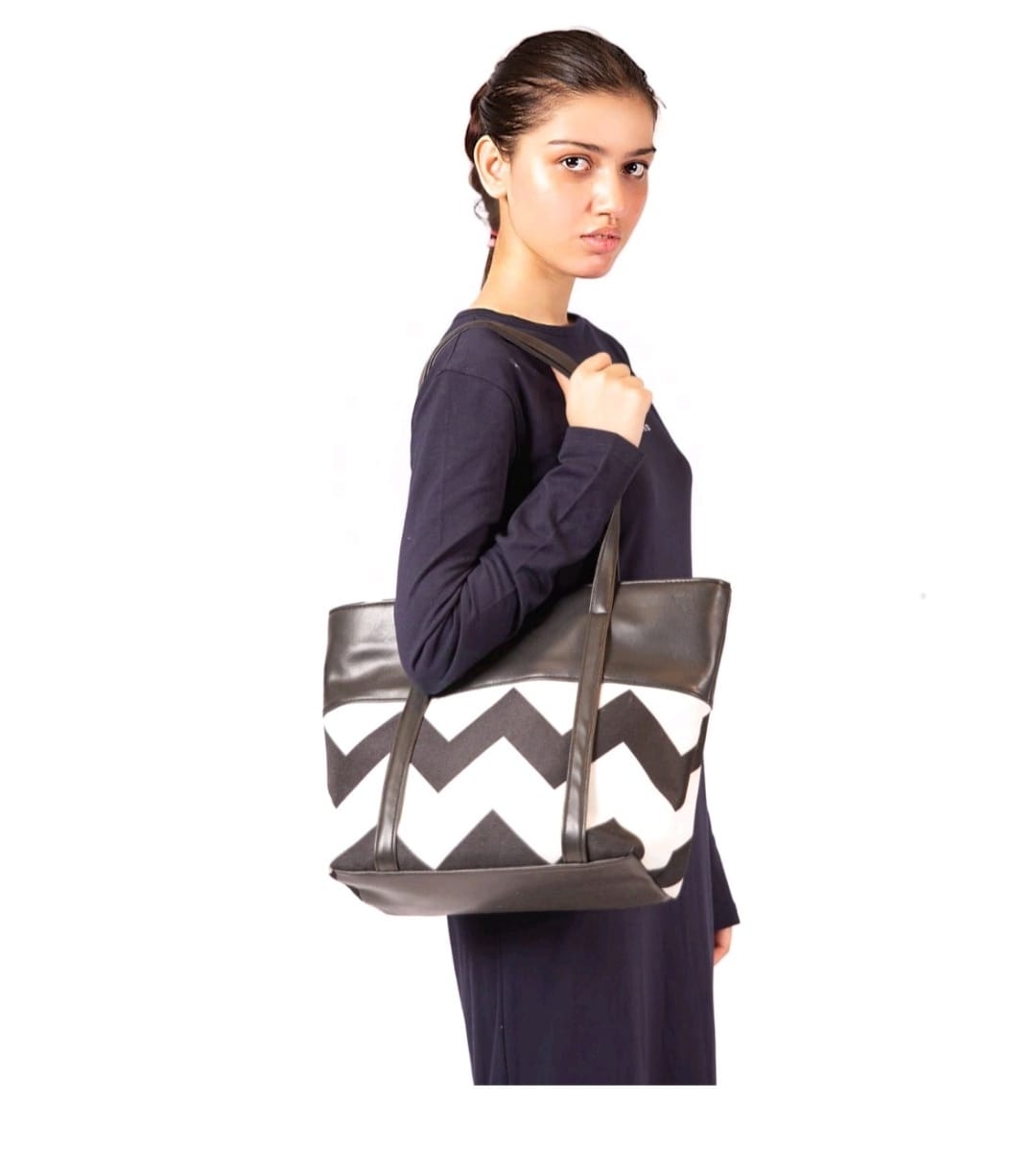 Zigzag Chic - Nest and Nuzzle