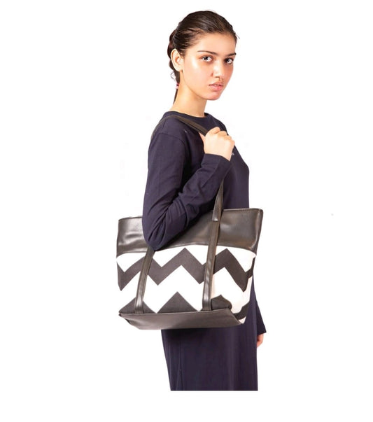 Zigzag Chic - Nest and Nuzzle