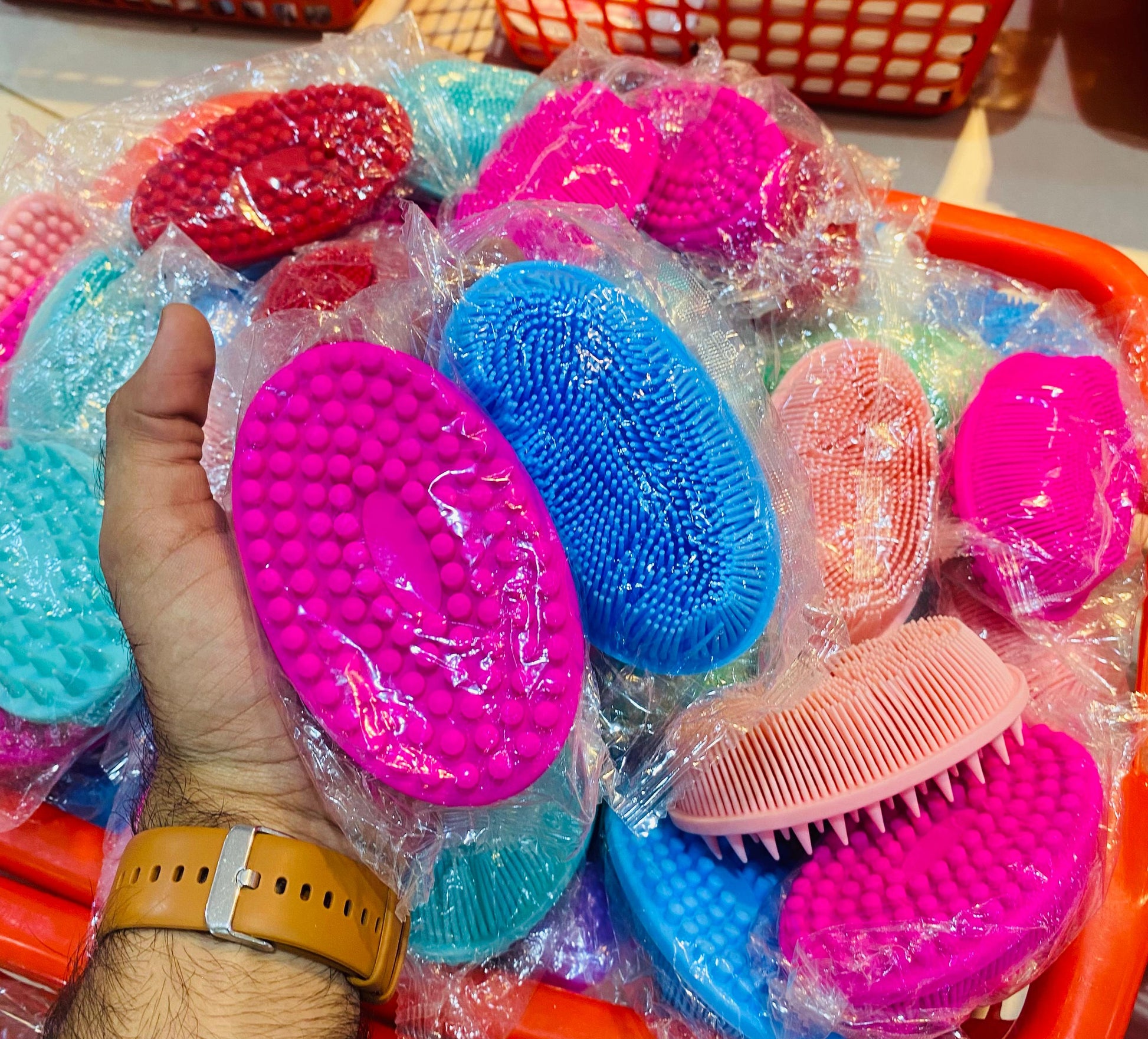 silicone 2 in 1 face and body bath brush - Nest and Nuzzle