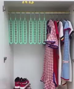 9 HOLE HANGER