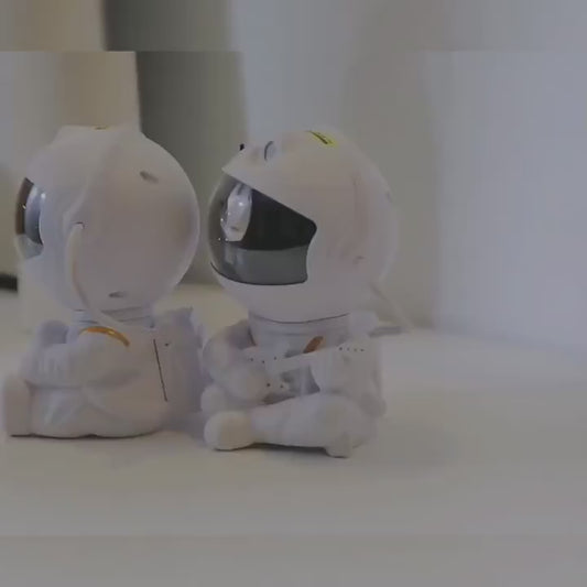 Astronaut Robot Projector Night Light, USB-Powered